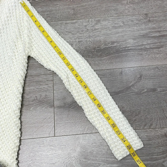 Cream Cowl Neck Chunky Sweater Wooden Buttons Surplice Front M/L - Picture 11 of 15